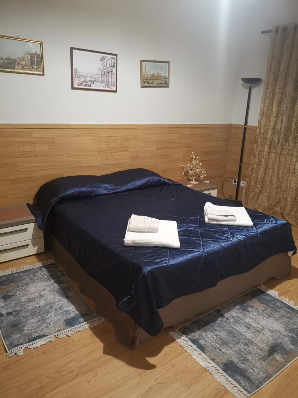 Downtown Authentic Apartment Tirana Myslym Shyri エクステリア 写真